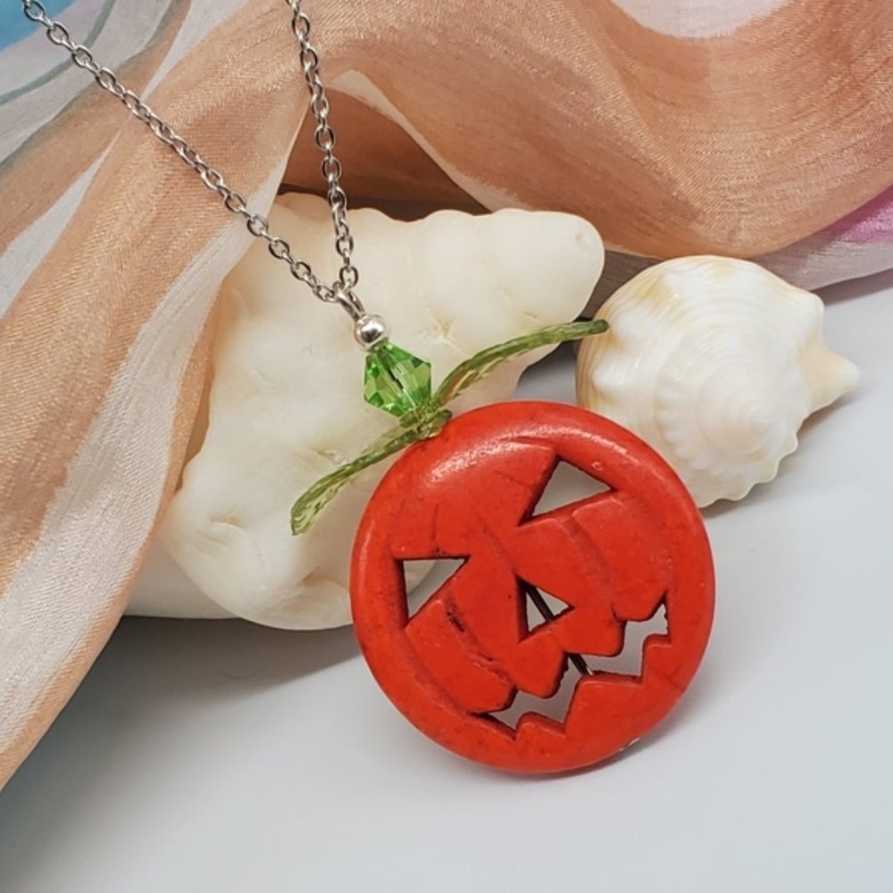 ❤️ Natural Hawolite Stone Pumpkin Pendant Silver Halloween Thanksgiving Gift
